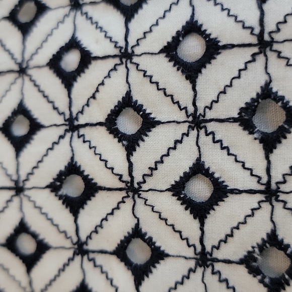 NWT, J.Crew Eyelet Skirt: Flattering! - Picture 7 of 13